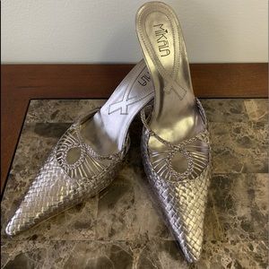 Slide Backless Mikala shoes 7 1/2M